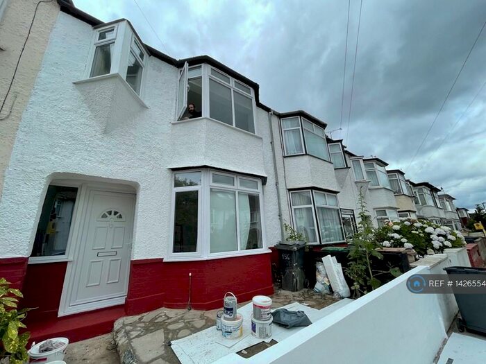 4 Bedroom Terraced House To Rent In The Avenue, London, N17