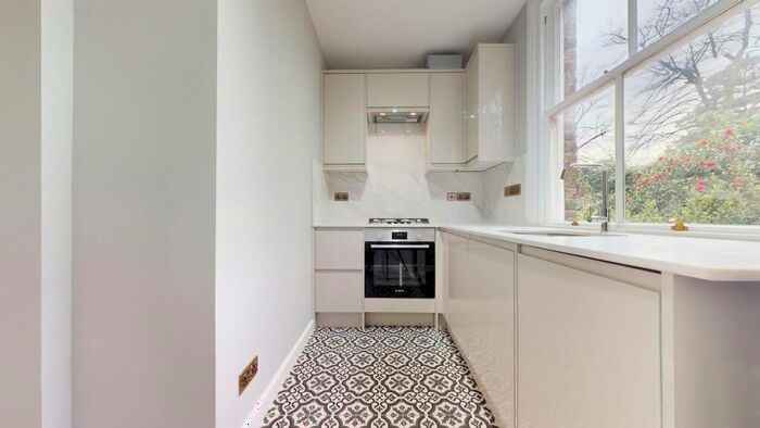 1 Bedroom Flat For Sale In Finborough Road, Chelsea, SW10