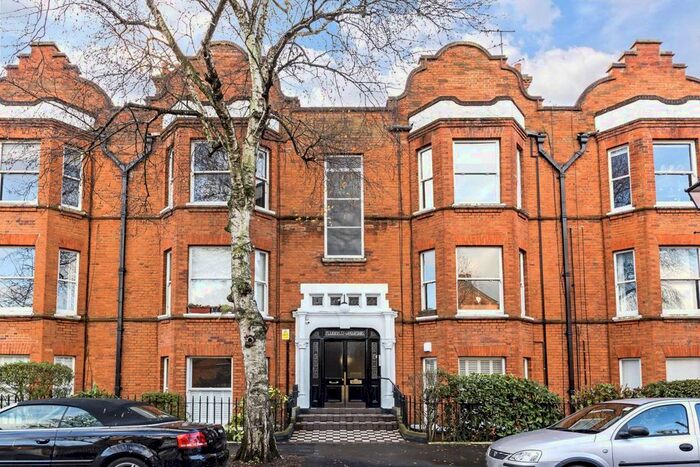 3 Bedroom Flat To Rent In Flanders Road, London, W4