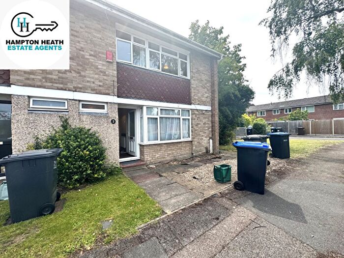 4 Bedroom End Terrace House To Rent In Ilex Close, Englefield Green, TW20