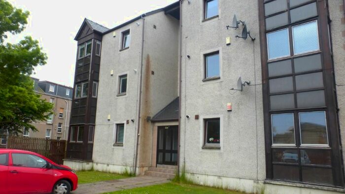 1 Bedroom Flat To Rent In Dundonald Street, Maryfield, Dundee, DD3