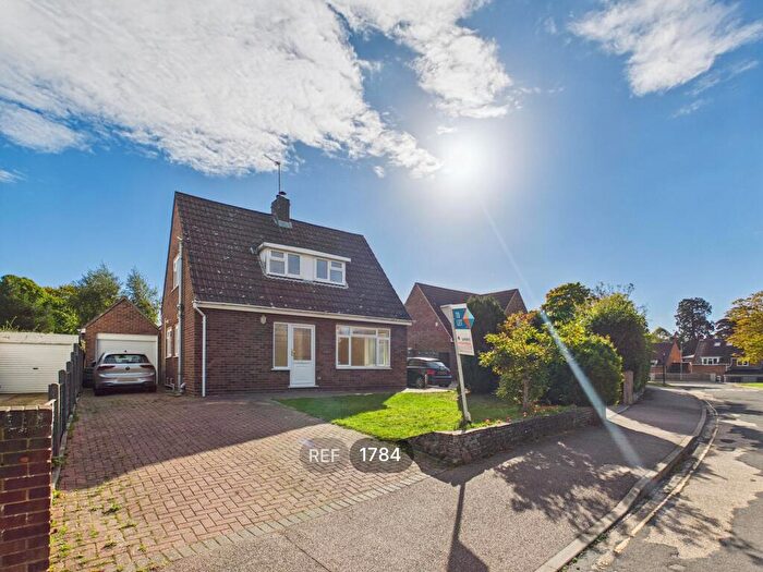 3 Bedroom Property To Rent In Endsleigh Court, Colchester, CO3