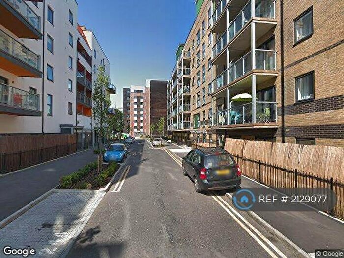 2 Bedroom Flat To Rent In Priory Court, Romford, RM7