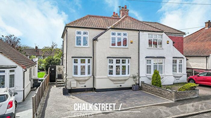 3 Bedroom Semi Detached House For Sale In Whitethorn Gardens, Hornchurch, RM11