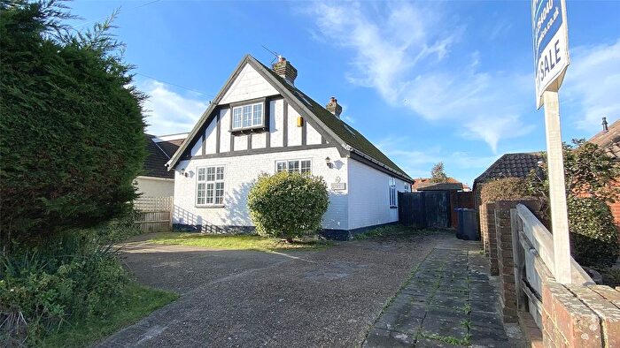 4 Bedroom Detached House For Sale In Grinstead Lane, Lancing, West Sussex, BN15