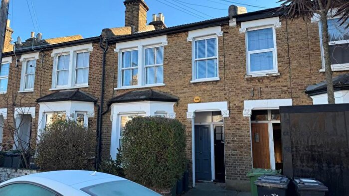 Studio For Sale In Ground Rents, Amp; Danbrook Road, Streatham, London, SW16