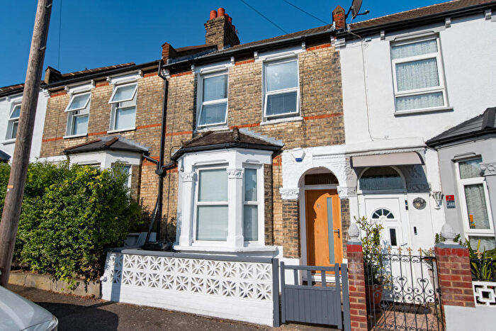 2 Bedroom Terraced House For Sale In Thirsk Road, London, SE25