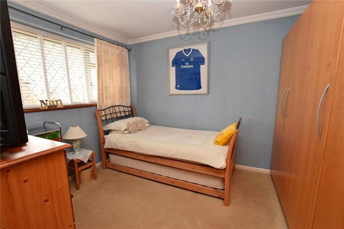 3 Bedroom End Of Terrace House For Sale In Mill Lane, Chadwell Heath, RM6