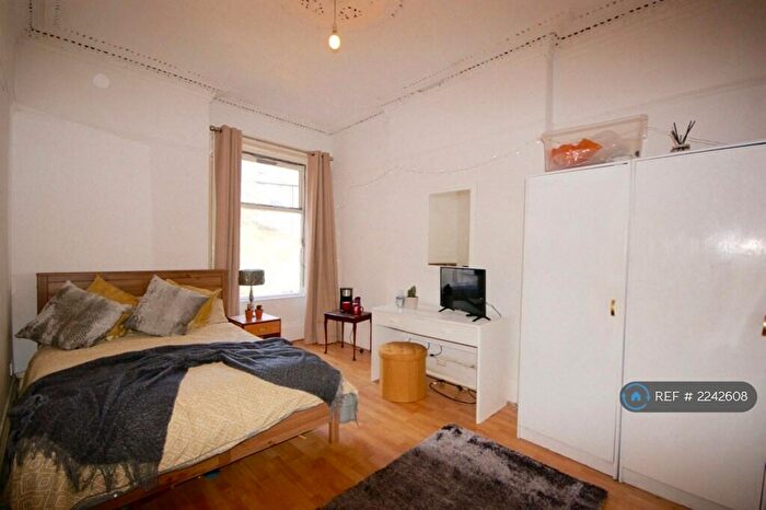 7 Bedroom Semi-Detached House To Rent In Hartington Road, Toxteth, Liverpool, L8