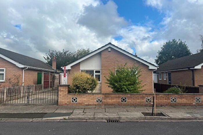 2 Bedroom Bungalow To Rent In Moorside Close, Liverpool, L23