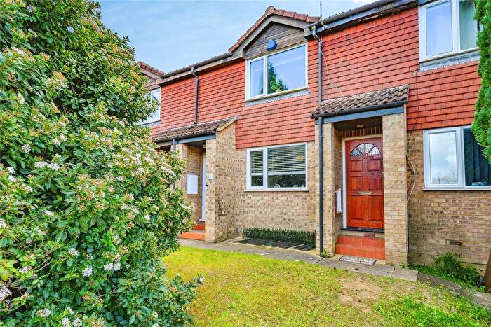 2 Bedroom Terraced House For Sale In Benington Close, Luton, Bedfordshire, LU2