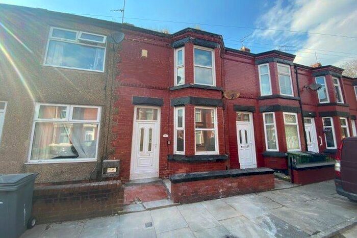2 Bedroom Property To Rent In Churchill Avenue, Birkenhead, CH41