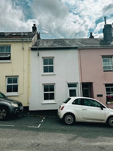 2 Bedroom Cottage To Rent In Mary Street, Bovey Tracey, TQ13