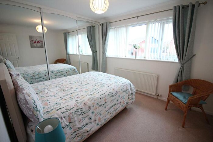 2 Bedroom Semi-Detached House For Sale In Invargarry Close, Garforth, Leeds, LS25