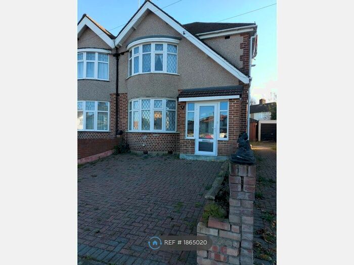 3 Bedroom Semi-Detached House To Rent In Walton Avenue, South Harrow, HA2