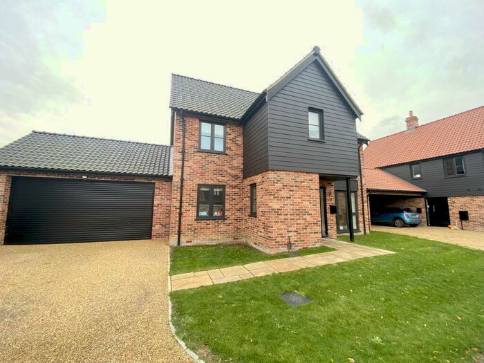 4 Bedroom House To Rent In Goodrum Close, NR16