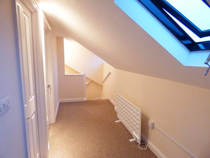 1 Bedroom Flat To Rent In Flat, Ashford Road, Maidstone, Kent, ME14
