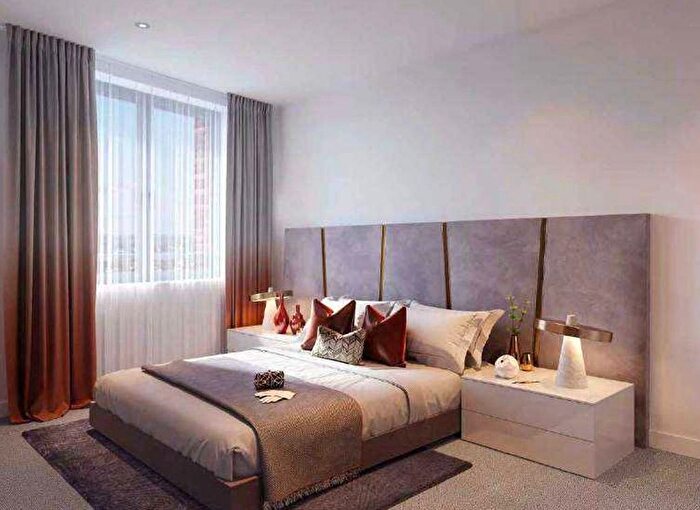1 Bedroom Flat To Rent In Gillender Street, London, E3