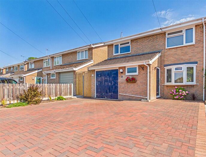 3 Bedroom Semi-Detached House For Sale In Pear Tree Close, Bransgore, Christchurch, Dorset, BH23