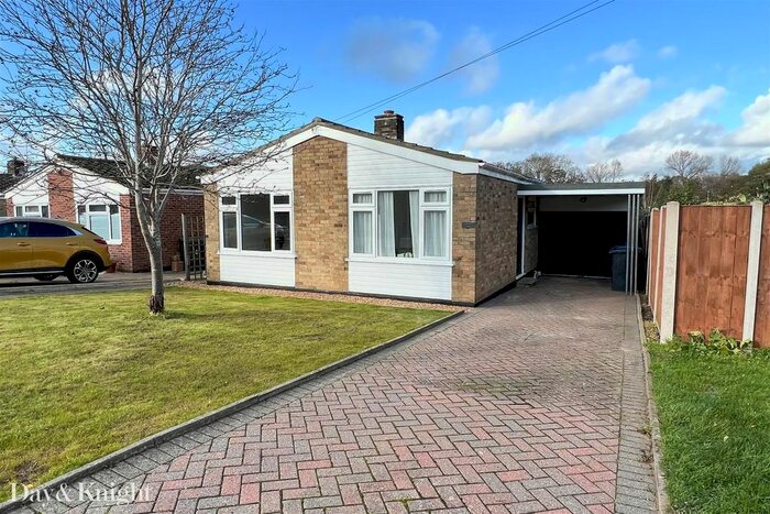2 Bedroom Detached Bungalow To Rent In The Chase, Worlingham, Beccles, NR34