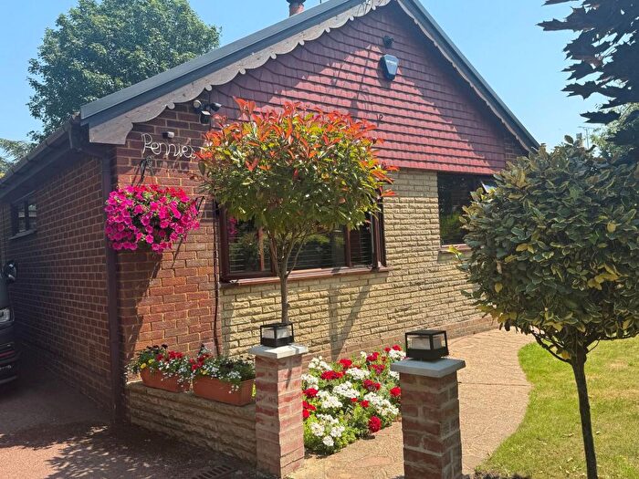 3 Bedroom Detached Bungalow For Sale In Railway Hill, Barham, CT4