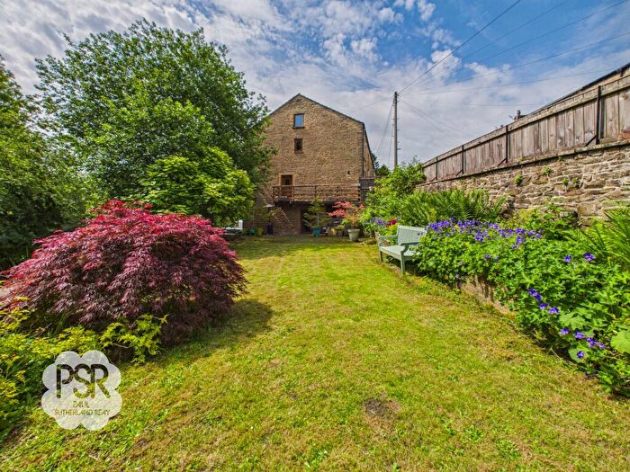 3 Bedroom End Of Terrace House For Sale In Bridge Street, New Mills, SK22