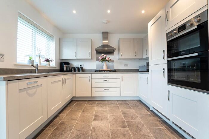 4 Bedroom Detached House For Sale In Llys Cwyfan, Oakenholt, CH6