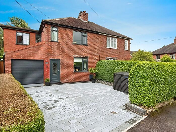3 Bedroom Semi-Detached House For Sale In Woodlands Avenue, Cheddleton, Staffordshire, ST13