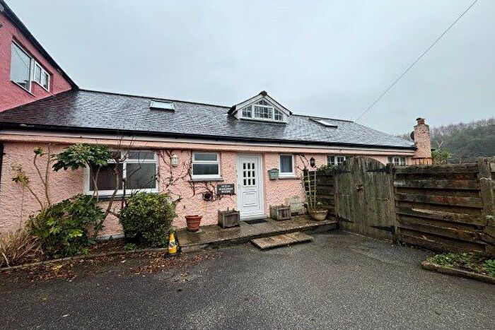 4 Bedroom Property To Rent In Pendarves, Truro, TR2