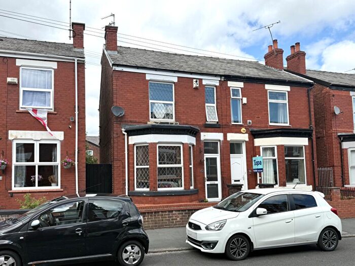 3 Bedroom Semi-Detached House For Sale In Countess Street, Stockport, SK2