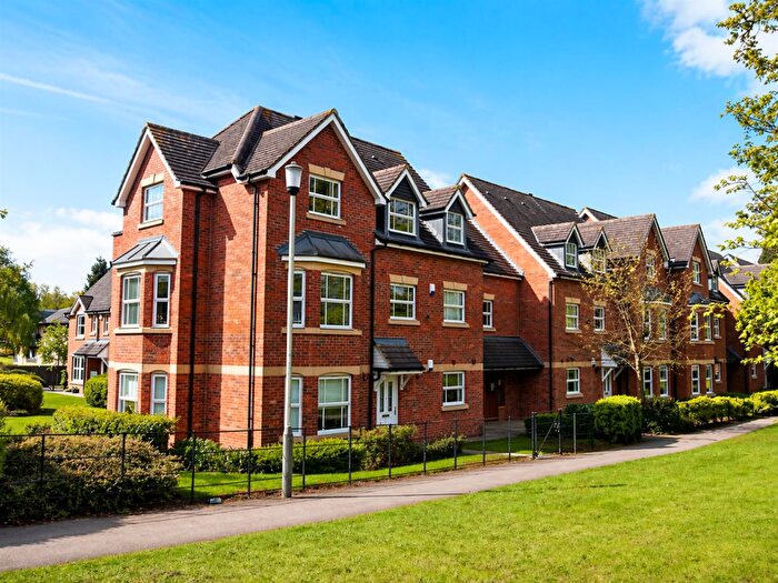 2 Bedroom Flat For Sale In Abbey Springs, Darlington, DL3