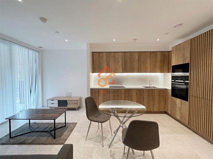 1 Bedroom Flat To Rent In Jacquard Point, Tapestry Way, London, E1