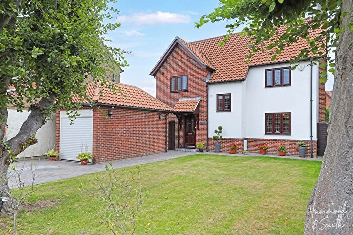 4 Bedroom Detached House For Sale In St. Albans Road, Coopersale, CM16