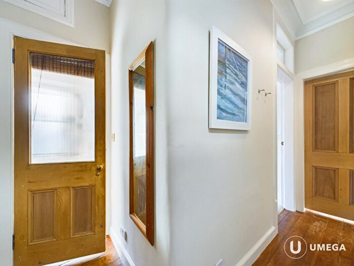 1 Bedroom Apartment To Rent In Harrison Gardens, Polwarth, Edinburgh, EH11