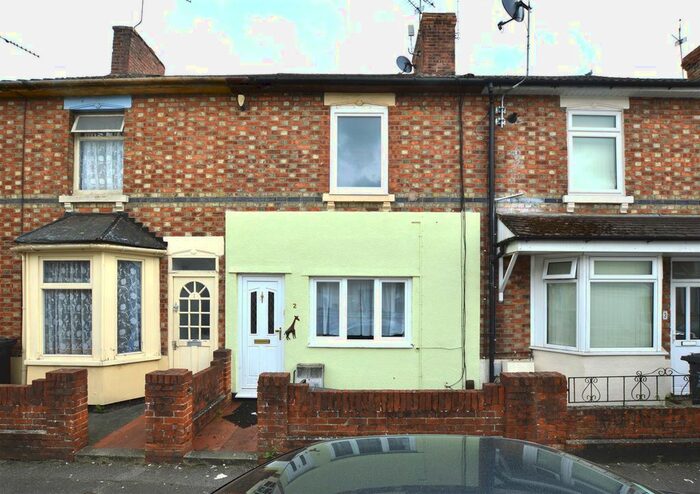 3 Bedroom Terraced House To Rent In St Pauls Street, Gorse Hill, Swindon, SN2