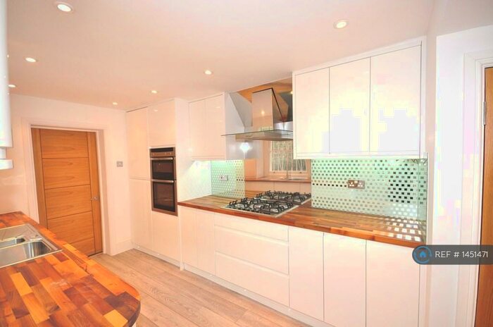 2 Bedroom Flat To Rent In Islington, London, N1