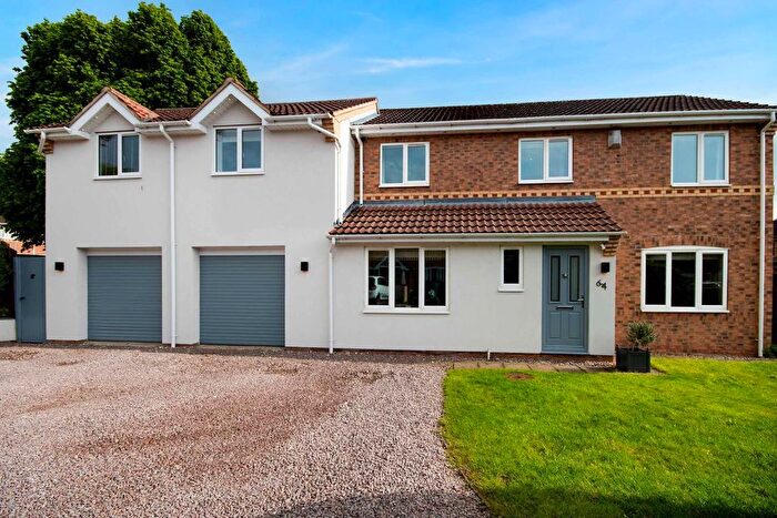 4 Bedroom Detached House For Sale In Old Showfields, Gainsborough, DN21