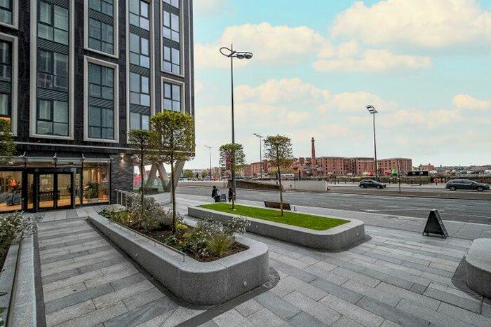 3 Bedroom Flat To Rent In Strand Street, Liverpool L1