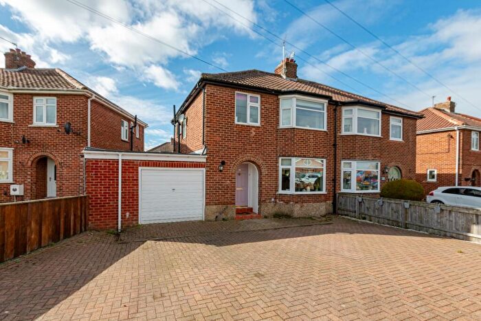 3 Bedroom Semi-Detached House For Sale In Colburn Lane, Catterick Garrison, DL9