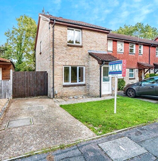 3 Bedroom End Of Terrace House For Sale In Harold Close, West Totton, Southampton, Hampshire, SO40