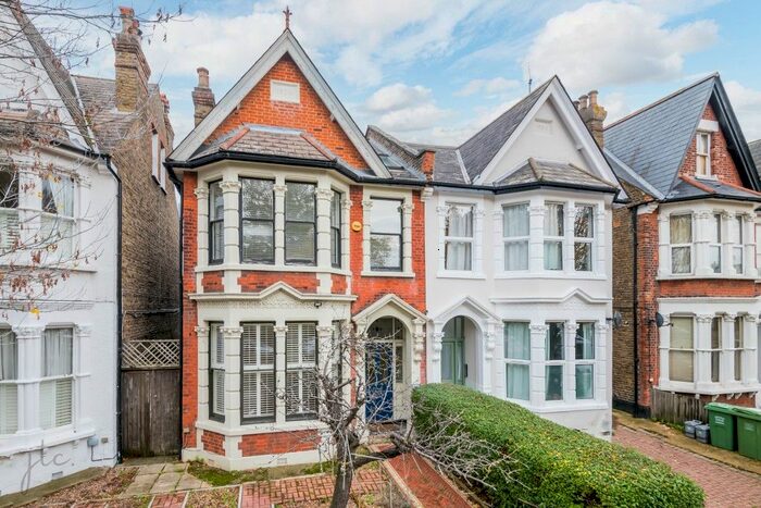 5 Bedroom Semi-Detached House To Rent In Culverley Road, Catford, London, SE6