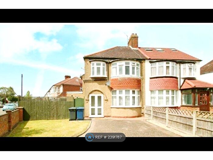 1 Bedroom Maisonette To Rent In Ribblesdale Avenue, London, UB5