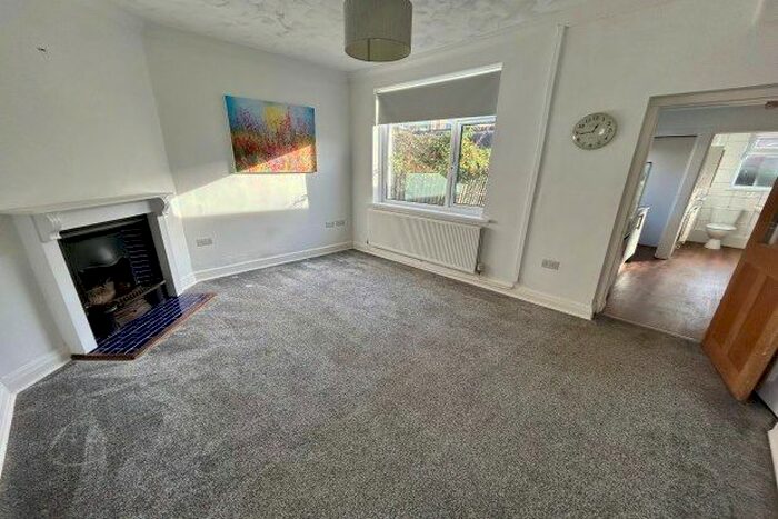 3 Bedroom Property To Rent In Bedwas Street, Cardiff, CF11