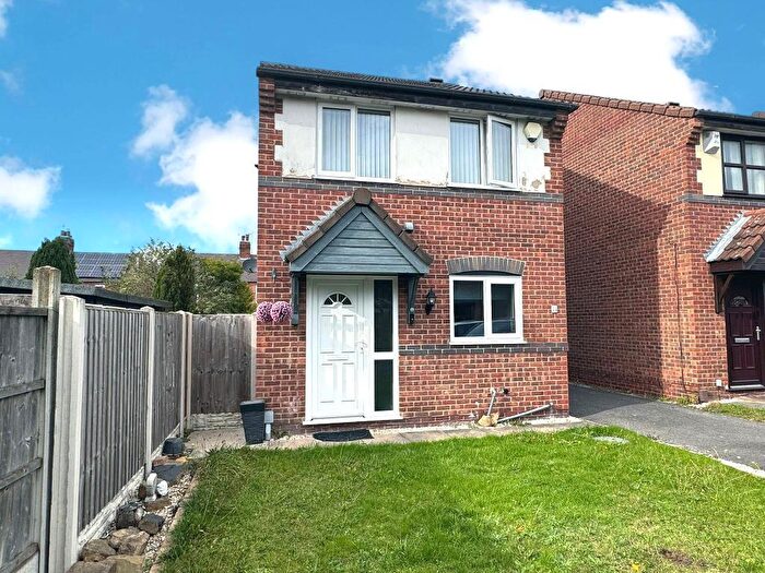 3 Bedroom Detached House To Rent In Kingfisher Close, Basford, Nottingham, NG6