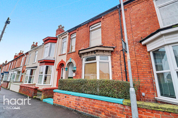 3 Bedroom Terraced House For Sale In Sincil Bank, Lincoln, LN5