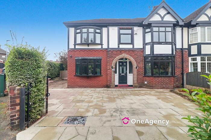 3 Bedroom Semi-Detached House For Sale In Leek New Road, Baddeley Green, Stoke-On-Trent, ST2