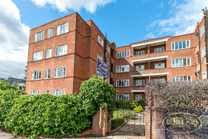 2 Bedroom Apartment For Sale In Talbot Court, Wimborne Road, Bournemouth, BH9
