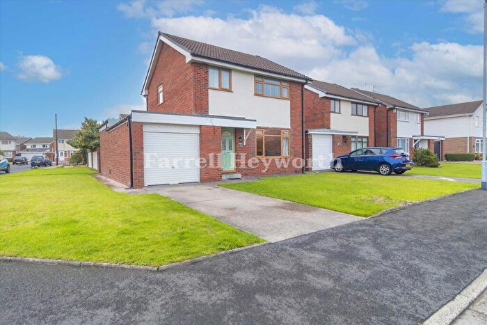 3 Bedroom Detached House For Sale In Shore Green, Thornton Cleveleys, FY5