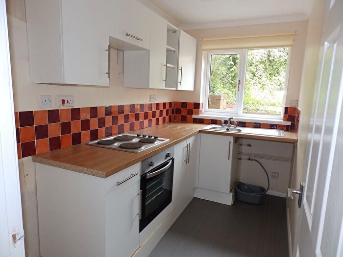 2 Bedroom Detached House To Rent In Spruce Gardens, Chaddlewood, PL7