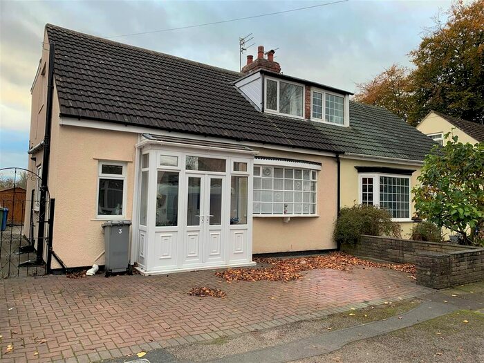 3 Bedroom Semi-Detached House To Rent In Fern Avenue, Urmston, Manchester, M41